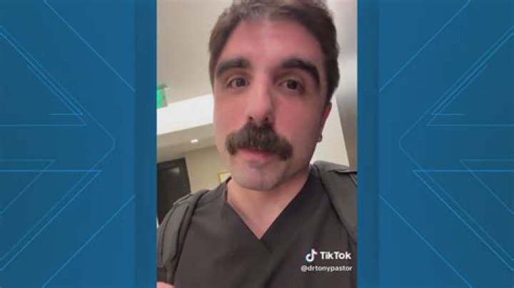 
Alejandro Manzano Not Zelenski Singing Endless Love, Watch As Video Goes Viral On Twitter 