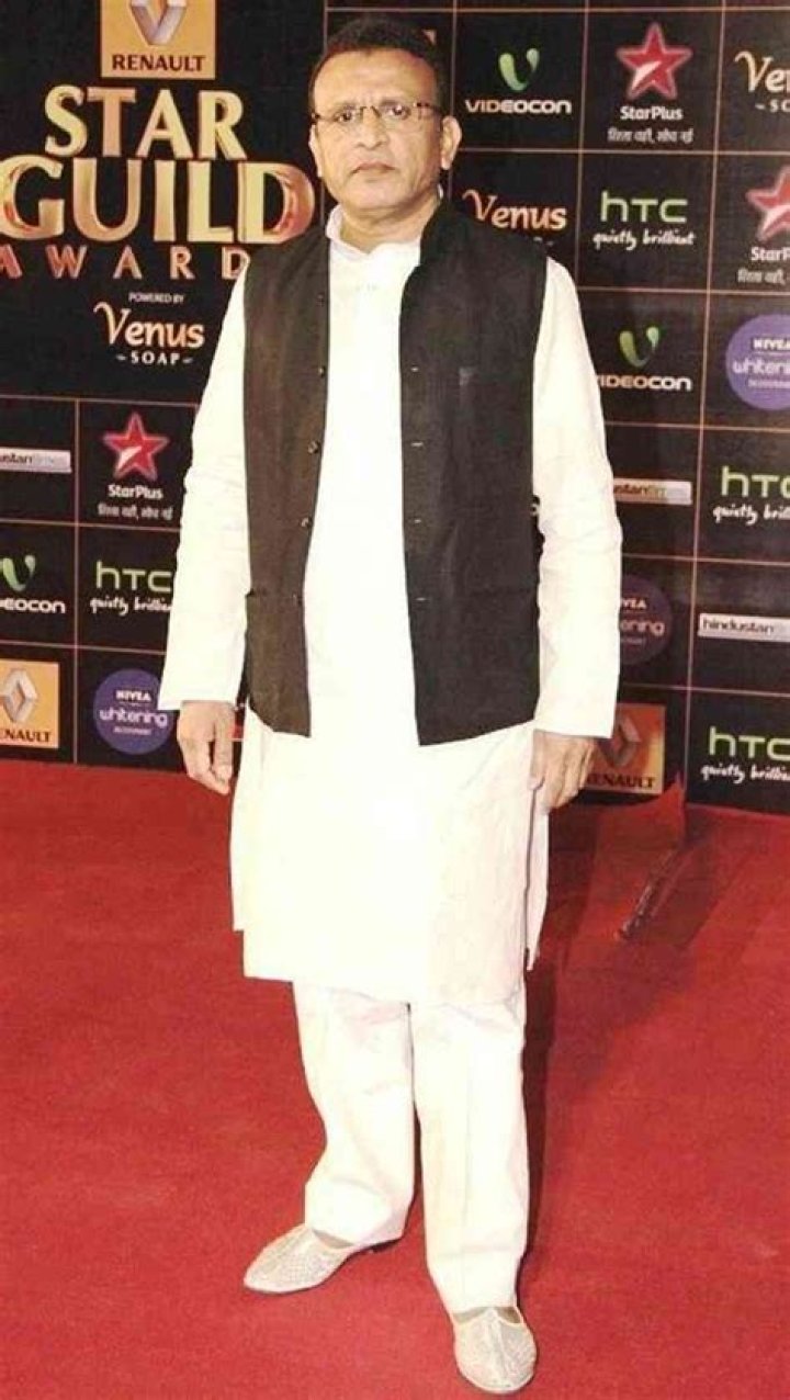 Annu Kapoor Height, Weight, Net Worth, Age, Birthday, Wikipedia, Who, Instagram, Biography