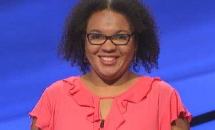 
Deanna Bolio Height, Weight, Net Worth, Age, Birthday, Wikipedia, Who, Nationality, Biography 