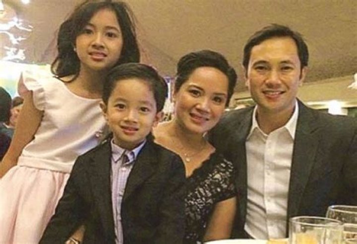 
Here Is Everything To Know About Sportscaster Tj Manotoc Wife Rio Manotoc 