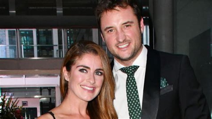 
James Bye Wife Who is James Bye Wife? 