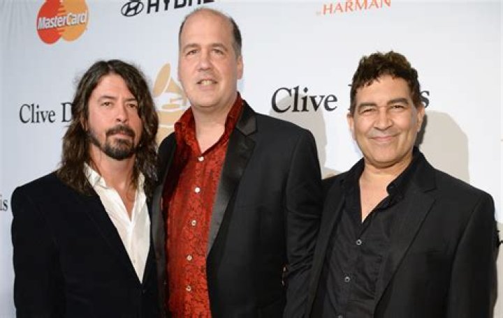 Krist Novoselic Height, Weight, Net Worth, Age, Birthday, Wikipedia, Who, Nationality, Biography