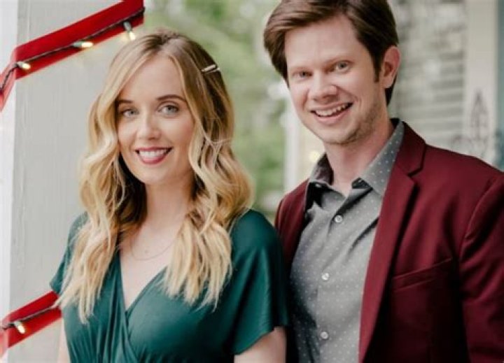 Lee Norris is Married to Wife: Andrea Norris since 2011