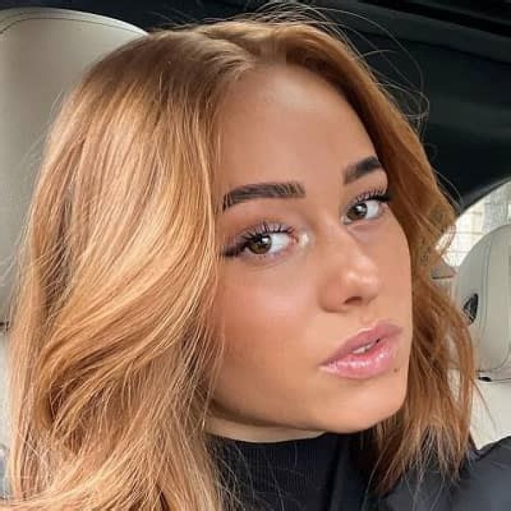 
Leoobalys Height, Weight, Net Worth, Age, Birthday, Wikipedia, Who, Nationality, Biography 
