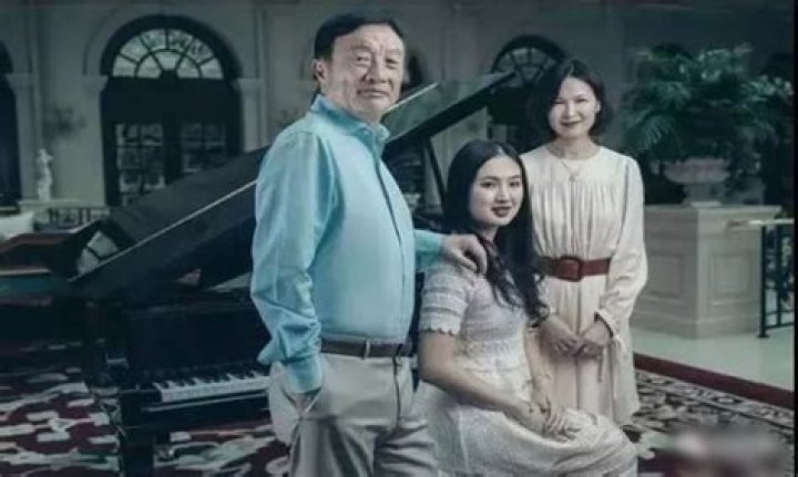 
Meet Huawei CEO Ren Zhengfei’s Beautiful Daughter Annabel Yao 
