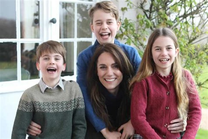 
Meet Jose Herrera Wife And Children On Instagram- His Family Tree Explored 