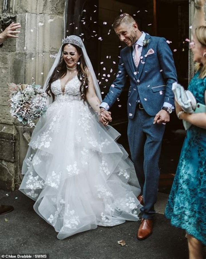 
Melissa Downhill And Husband Mark Drabble Age Gap Explored! 