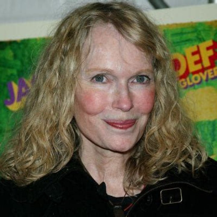 
Mia Farrow Children: How Many Children Does She Have? Family Details 