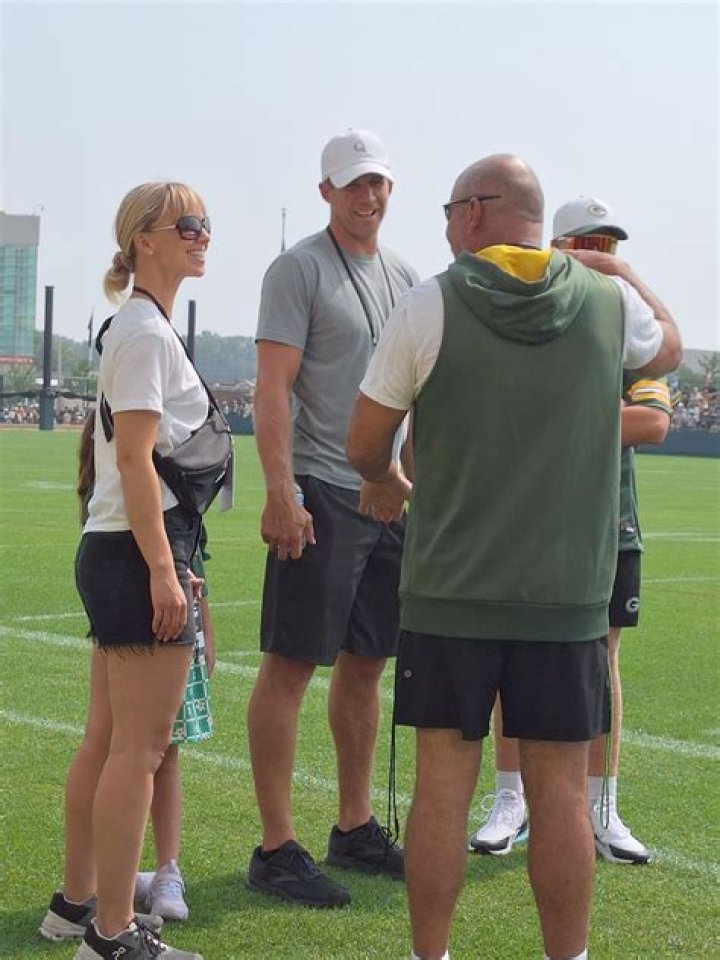 Packers Coordinator Rich Bisaccia Has Three Daughters And One Son