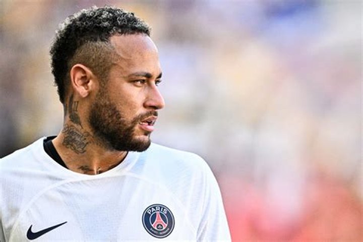 
PSG Advisor Luis Campos Rubbishes Neymar Exit Rumours 