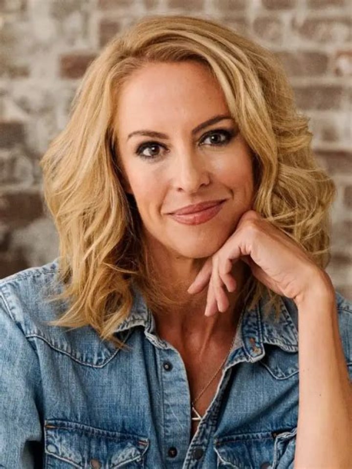 Sandra Mae Frank Height, Weight, Net Worth, Age, Birthday, Wikipedia, Who, Nationality, Biography