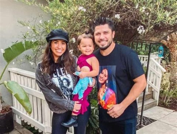
Travis d’Arnaud is Married to Wife: Britney Cobian. Kids: Leo Emmanuel, Charlie Belle. 