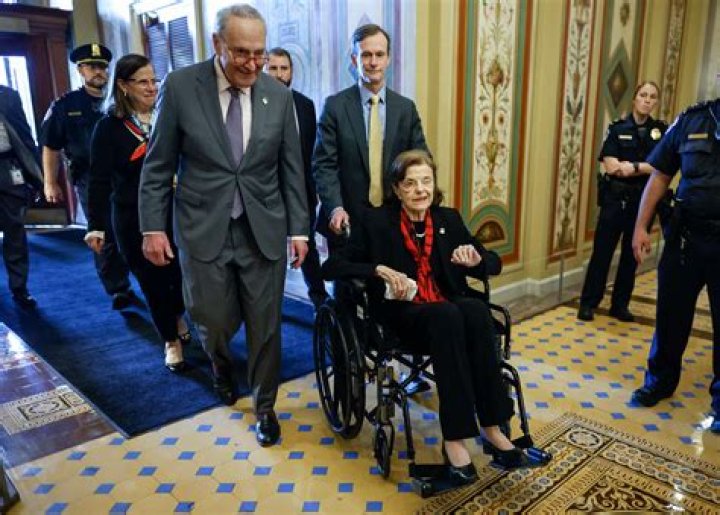 
Unveiling Senator Feinstein’s Undisclosed Complications Suffered From Illness! 