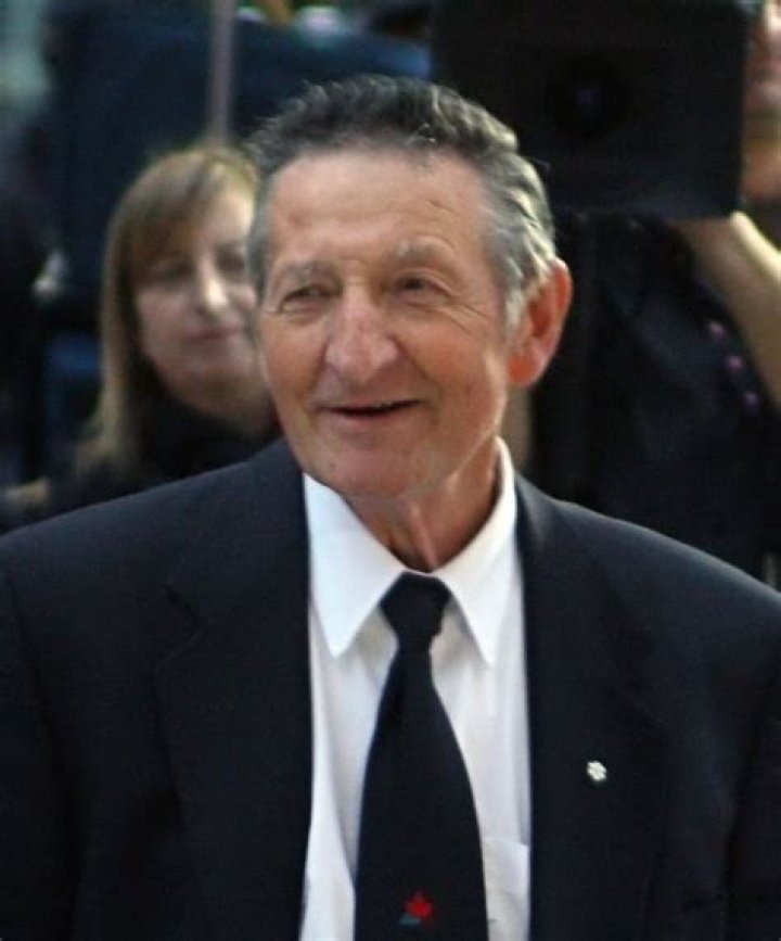 
Walter Gretzky Height, Weight, Net Worth, Age, Birthday, Wikipedia, Who, Instagram, Biography 