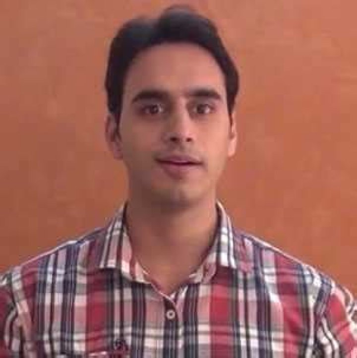 Waseem Mushtaq Height, Weight, Net Worth, Age, Birthday, Wikipedia, Who, Instagram, Biography