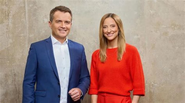 
Who Is Anna Fleischhauer Moderatorin? New Baby With Partner, How Many Kids Does She Have? 