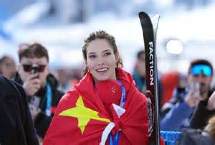 
Who Is Eileen Gu Father? American-Born Skier Competing For China In Winter Olympics 